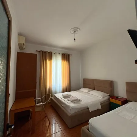 Pensión Enea Durrës